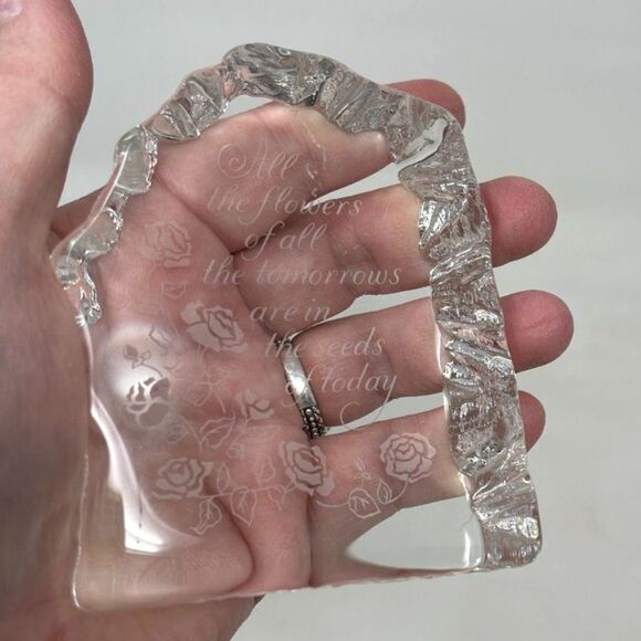 Inspiration Quote Paperweight Crystal Glass Etched Roses Flowers Gift Mother Day - Picture 3 of 6